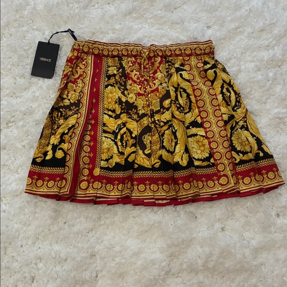 Versace Black, Gold & Red Baroque Silk Mini Skirt - Picture 10 of 15